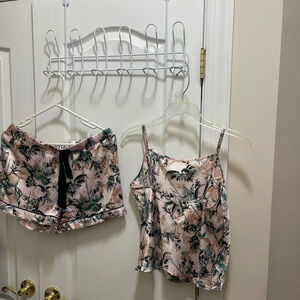 Victoria’s Secret cozy Silky feeling pajamas, shorts and tops new condition